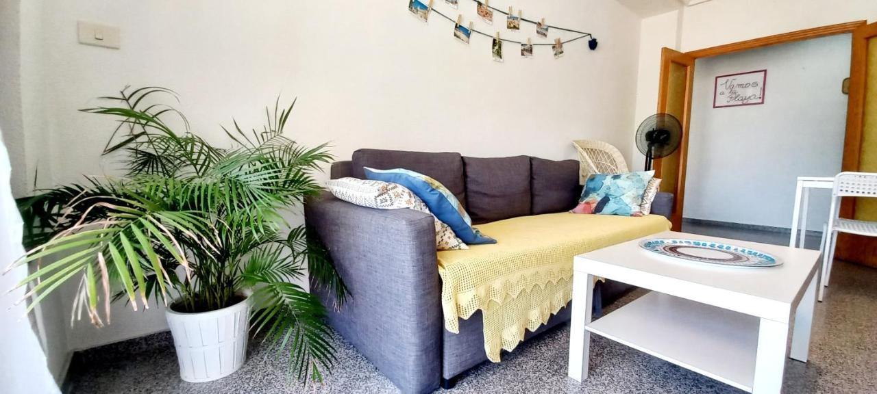 شقة Apartament Playa Arenales آريناليس ديل سول المظهر الخارجي الصورة