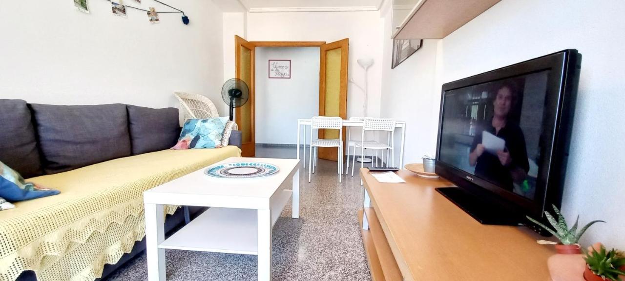 شقة Apartament Playa Arenales آريناليس ديل سول المظهر الخارجي الصورة