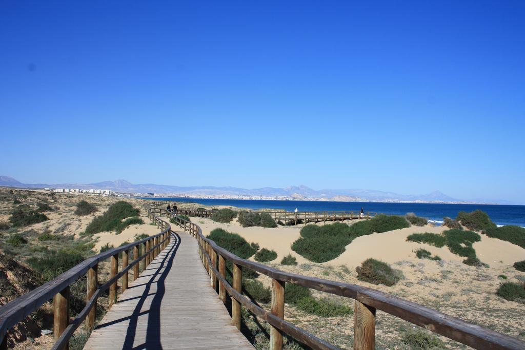 شقة Apartament Playa Arenales آريناليس ديل سول الغرفة الصورة